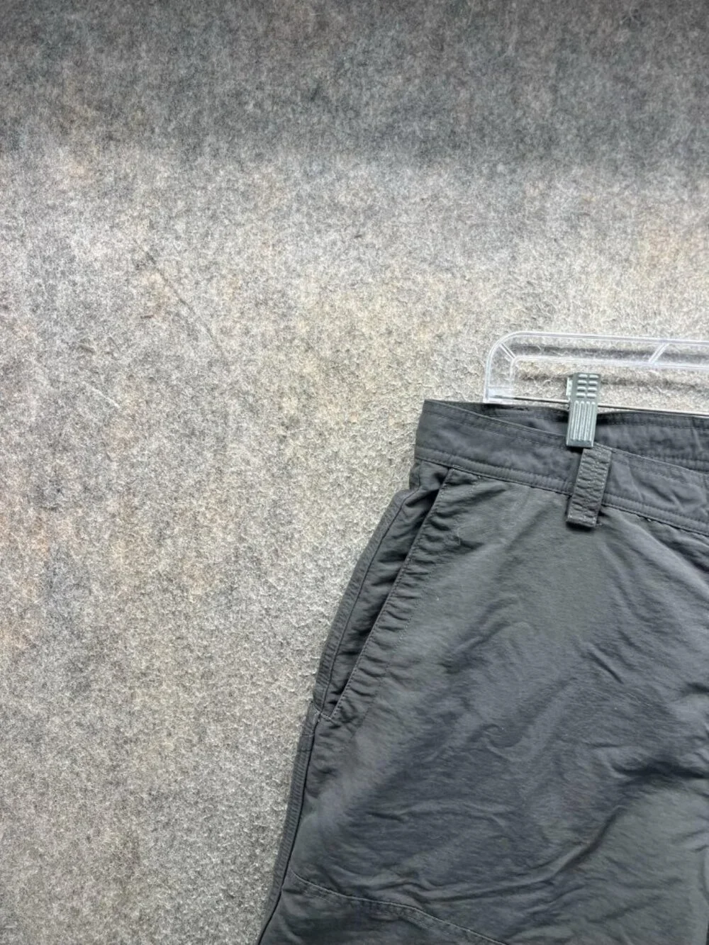 The North Face Shorts Mens 36 Gray Chino Flat Front Nylon Lightweight Casual